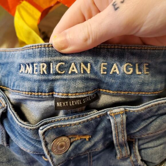 American Eagle Heavily Distressed Stretch Skinny Jeans Distressed Medium Wash - Picture 7 of 12